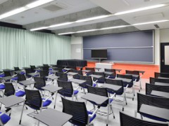 明治大学附属中野高校校园风光音乐室