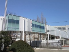 日本大学习志野高校 专用天桥外观