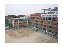 埼玉荣高校 校舍