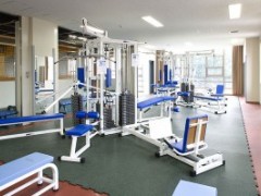 法政大学高校健身房
