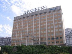 东洋高校正门