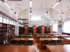 东京都立西高等学校图书室