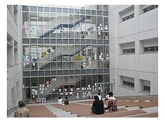 东京都立户山高等学校教学楼1