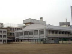 东京都立户山高等学校体育馆