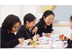 北鎌倉女子学園高等学校学校相册 