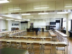 东京都立八王子东高等学校教室