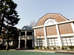 成城学园高校图书馆