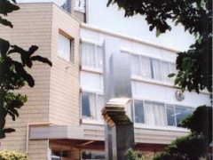 东京都立小松川高等学校校舍