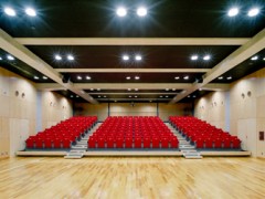 驹入学园高校讲堂