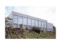 武藏野音乐大学附属高校 　体育馆