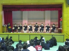 东京都立白鸥高等学校三味弦表演