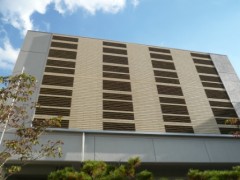 东京都立调布南高等学校校园