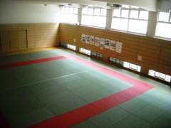 东京都立调布南高等学校柔道场
