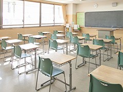 日出学园高校  教室
