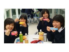 市原中央高校 用餐区