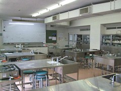 流通经济大学柏高校 料理教室