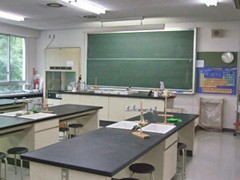 流通经济大学柏高校 生物教室