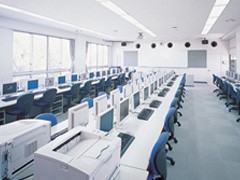 流通经济大学柏高校 多媒体教室