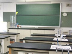 流通经济大学柏高校 生物教室