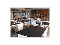 东京学馆高校 化学教室