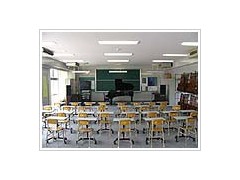 东京学馆高校 音乐教室