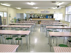 东京学馆高校 餐厅