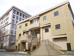 二松学舍大学附属高校 图书馆