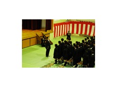 东京都立つばさ综合高等学校入学式