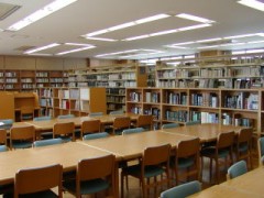 东京都立东高等学校图书室