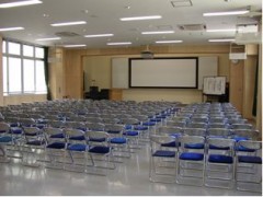 东京都立杉并综合高等学校教室