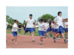 运动会上拼尽全力