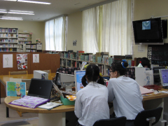 东京都立忍岡高等学校图书室