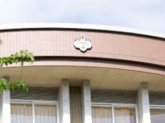 目白研心高等学校校舍