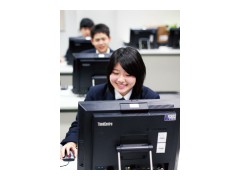 共荣学园高等学校校园设施 