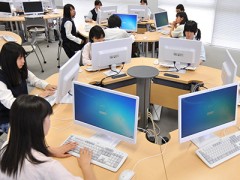 下北泽成德高等学校设施 