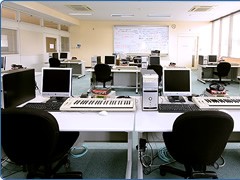 国立音楽大学附属高等学校设施 