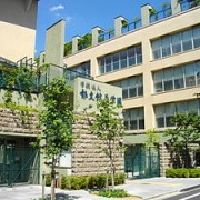 郁文馆高等学校(郁文館高等学校)