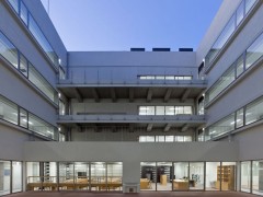 修德高等学校设施 