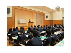 大阪产业大学附属高校相册