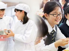 中村学园女子高中学生学习烹饪