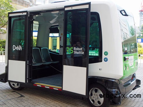 日本公司将启动无人驾驶公交服务