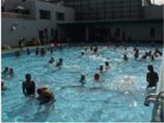 和光高等学校游泳馆