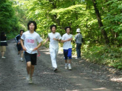 函館ラ・サール高校学生跑步