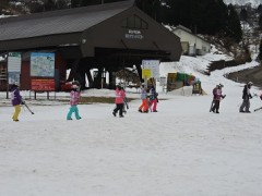 多摩大学附属圣丘高中滑雪教室