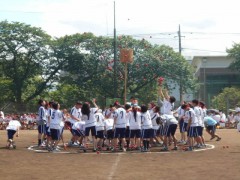 工学院大学附属高中体育祭-扔沙包