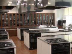 云雀丘学园高中学校设施之烹饪室
