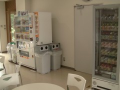 好文学园女子高中学校餐厅饮品自动点餐机