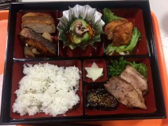 冲绳尚学高等学校午餐