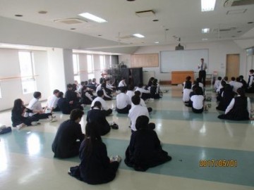 云雀丘高中学校官方照片