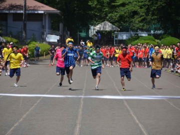 八王子高中学校官方照片